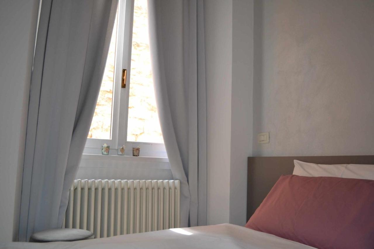 Apartamento Lantica Torre Riva del Garda Exterior foto